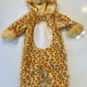 Giraffe baby costume for Halloween